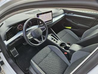 Volkswagen Golf 1.5 TSI DSG Goal KAM/AHK/NAVI picture 14