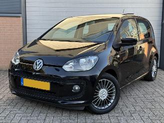 Schadeauto Volkswagen Up! 1.0 High-Up! Pano NAVI Cruise PDC NAP 2014/5