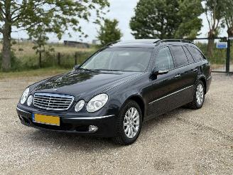 krockskadad bil auto Mercedes E-klasse Elegance Schuifdak Cruise Clima 2003/7
