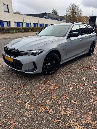 skadebil auto BMW 3-serie 330E M-Sport X-Drive Pano Cruise 2022/9