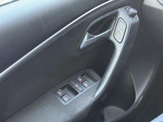 Volkswagen Polo 1.2 TSI Lounge Pano Cruise Clima Lage Km Stand picture 22