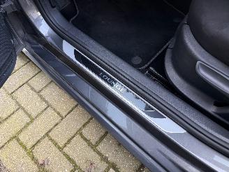 Volkswagen Polo 1.2 TSI Lounge Pano Cruise Clima Lage Km Stand picture 10