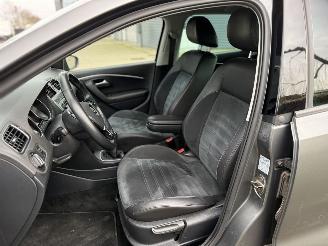 Volkswagen Polo 1.2 TSI | Highline | Cruise control | PDC | 1e Eigenaar | picture 13