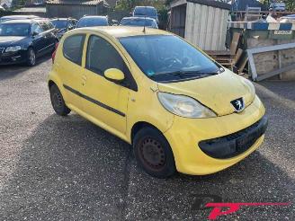 disassembly passenger cars Peugeot 107 107, Hatchback, 2005 / 2014 1.0 12V 2008/1
