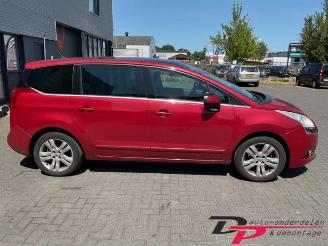 Peugeot 5008 5008 I (0A/0E), MPV, 2009 / 2017 1.6 THP 16V picture 4