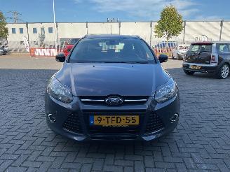 Ford Focus  picture 2