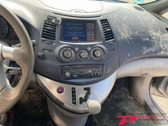 Mitsubishi Grandis Grandis (NA), MPV, 2004 / 2010 2.4 16V MIVEC picture 11