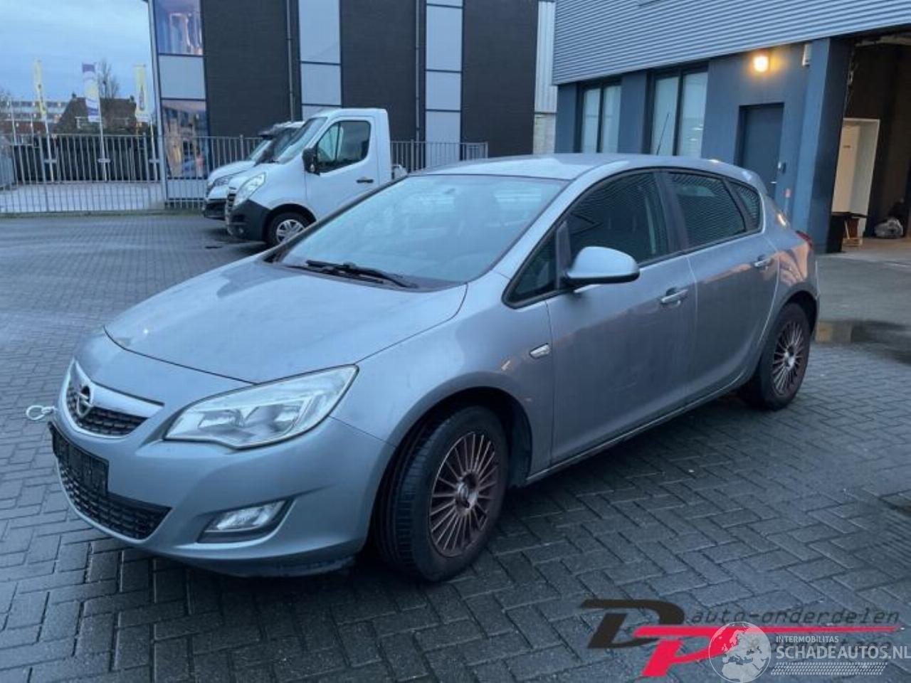 Opel Astra Astra J (PC6/PD6/PE6/PF6), Hatchback 5-drs, 2009 / 2015 1.4 16V ecoFLEX