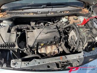 Opel Astra Astra J (PC6/PD6/PE6/PF6), Hatchback 5-drs, 2009 / 2015 1.4 16V ecoFLEX picture 12