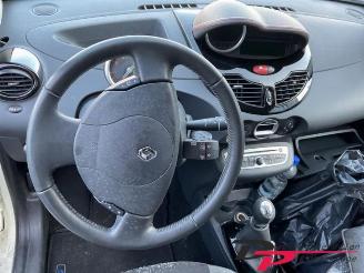 Renault Twingo Twingo II (CN), Hatchback 3-drs, 2007 / 2014 1.2 16V GT TCE picture 10