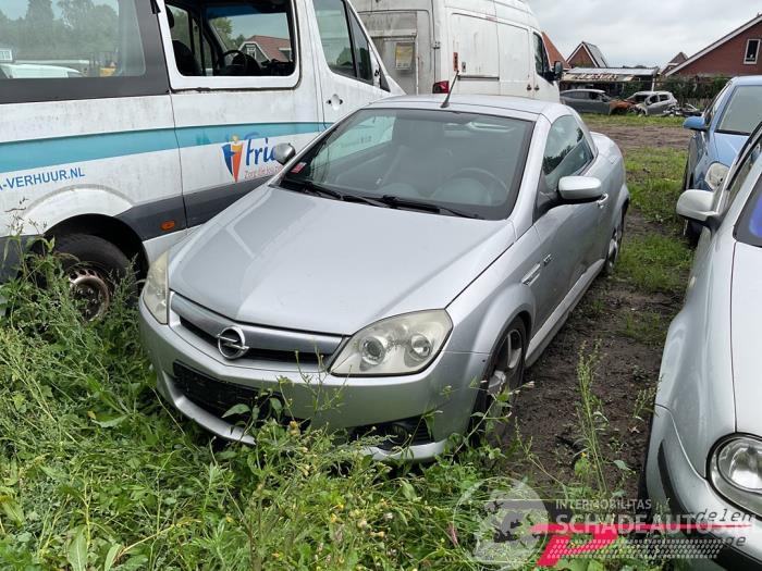 Opel Tigra Tigra Twin Top, Cabrio, 2004 / 2010 1.4 16V