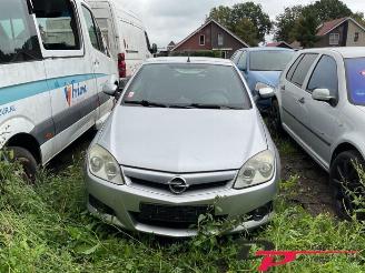 Opel Tigra Tigra Twin Top, Cabrio, 2004 / 2010 1.4 16V picture 2