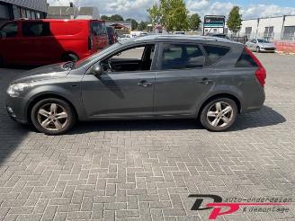 Kia Cee d Cee'd Sporty Wagon (EDF), Combi, 2007 / 2012 1.4 16V picture 3