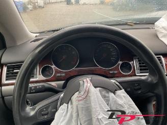 Audi A8 A8 (D3), Sedan, 2002 / 2010 3.7 V8 40V Quattro picture 14