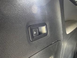 Volkswagen ID.Buzz ID.Buzz Bus 150 kW Pro 82kWh AHK Camera VOL picture 10