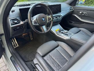 BMW 3-serie BMW 320e Touring M Sport Panorama HUD AHK VOL Hybrid picture 19