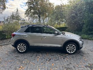 Volkswagen T-Roc Volkswagen T-Roc 1.5 TSI DSG Panoramadak IQ Light Camera AHK VOL picture 8
