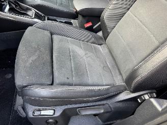 Volkswagen T-Roc Volkswagen T-Roc 1.5 TSI DSG Panoramadak IQ Light Camera AHK VOL picture 24