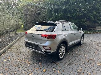 Volkswagen T-Roc Volkswagen T-Roc 1.5 TSI DSG Panoramadak IQ Light Camera AHK VOL picture 27