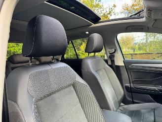 Volkswagen T-Roc Volkswagen T-Roc 1.5 TSI DSG Panoramadak IQ Light Camera AHK VOL picture 5
