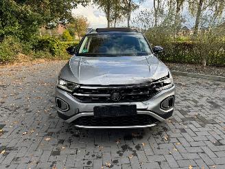 Volkswagen T-Roc Volkswagen T-Roc 1.5 TSI DSG Panoramadak IQ Light Camera AHK VOL picture 26