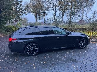 BMW 5-serie 530e M Sport Touring  Panorama HUD Ambiance Trekhaak VOL picture 15