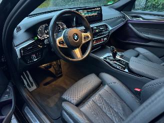 BMW 5-serie 530e M Sport Touring  Panorama HUD Ambiance Trekhaak VOL picture 16