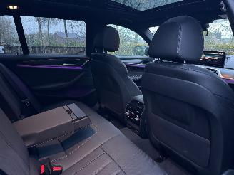 BMW 5-serie 530e M Sport Touring  Panorama HUD Ambiance Trekhaak VOL picture 13