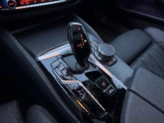 BMW 5-serie 530e M Sport Touring  Panorama HUD Ambiance Trekhaak VOL picture 43