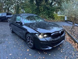 BMW 5-serie 530e M Sport Touring  Panorama HUD Ambiance Trekhaak VOL picture 19