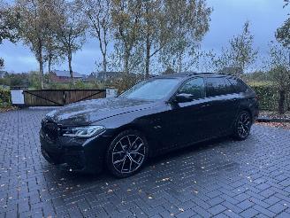 BMW 5-serie 530e M Sport Touring  Panorama HUD Ambiance Trekhaak VOL picture 38