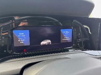 Volkswagen Golf Volkswagen Golf 1.4 GTE Ehybrid 245pk DSG 2021 Wit picture 17