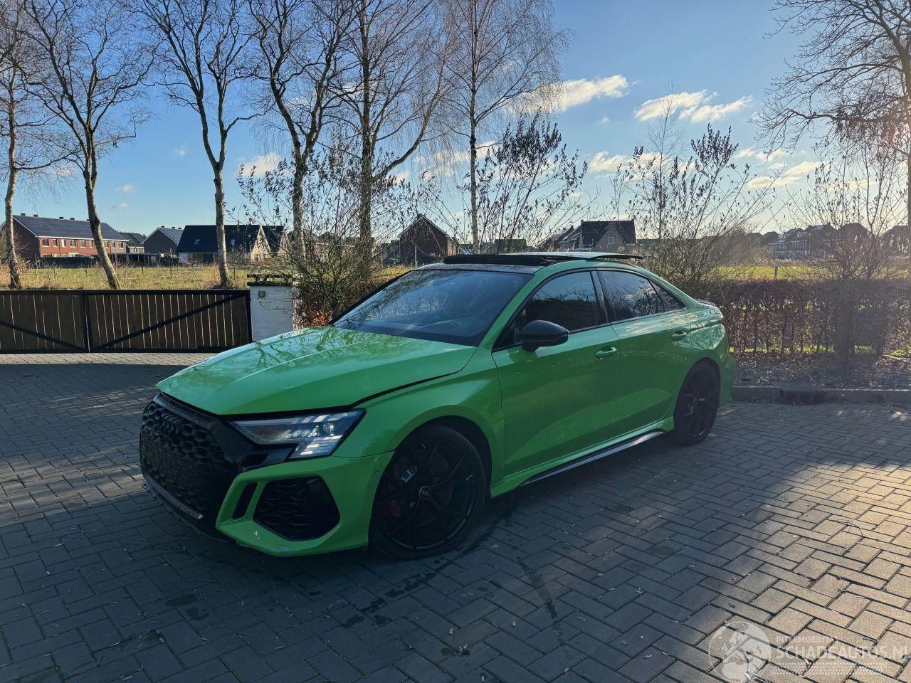 Audi Rs3 Audi RS3 RS 3 Lim 2.5 TFSI Quattro PANO Leeer HUD VOL