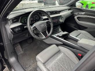 Audi E-tron Audi E-tron 55 Quattro S line Leder Trekhaak Camera VOL ! picture 19