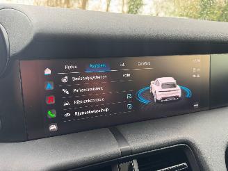 Porsche Taycan Taycan Cross Turismo 4 Panorama Camera Leder 408pk Boost 360view VOL!! picture 9