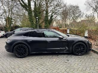 Porsche Taycan Taycan Cross Turismo 4 Panorama Camera Leder 408pk Boost 360view VOL!! picture 20