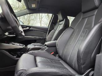 Audi Q4 Q4 e-tron 45 e-tron Quattro Heatpump Camera Leer VOL!! picture 21