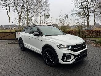 krockskadad bil auto Volkswagen T-Roc T-Roc R-Line 1.5 TSI DSG Trekhaak Camera ACC IQ-Light VOL!! 2023/9