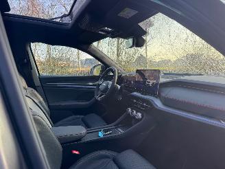 Skoda Kodiaq Skoda Kodiaq RS DSG Panorama HUD Ambiance VOL! picture 5