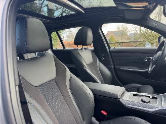 BMW 3-serie BMW 318D 3 Touring M Sport PANORAMA Ambiance VOL !! picture 4