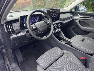 Skoda Kodiaq Skoda Kodiaq 1.5 TSI mHEV 110 kW 7 Persoons Selection Trekhaak Camera VOL picture 30