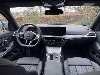 BMW 3-serie 330 3 Touring 330 e xDrive M Sport 2025 Trekhaak Leer VOL! picture 3