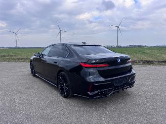 BMW M7 BMW M760e xDrive MSport PanoSky. B&W Exe.Loung Trekhaak Back infotaiment system VOL VOL picture 18
