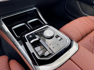 BMW M7 BMW M760e xDrive MSport PanoSky. B&W Exe.Loung Trekhaak Back infotaiment system VOL VOL picture 26