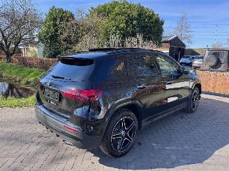 Mercedes GLA GLA 250 e AMG Panorama HUD 360view Carbon AmbianGLA 250 e AMG Panorama HUD 360view Carbon Ambiance VOL!! picture 2