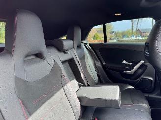 Mercedes Cla-klasse CLA Shooting Brake CLA 180 AMG Line Edition PANO VOL picture 13