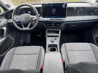 Volkswagen Tiguan Tiguan 2.0TDI 110kW HUD AHK Camera Harman&Kardon picture 3