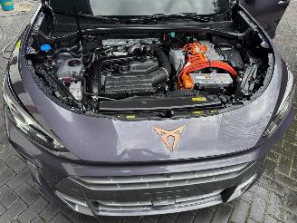 Cupra Terramar Cupra Terramar 1.5 e-Hybrid 200 kW VZ PANO Camera HUD VOL !! picture 13