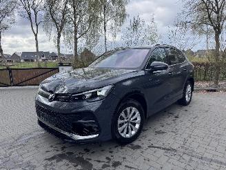 Volkswagen Tiguan Volkswagen Tiguan 2.0 TDI R-Line Camera AHK Ambiance VOL! picture 22