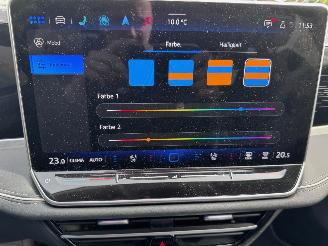 Volkswagen Passat Volkswagen Passat Variant 1.5 eTSI R-Line Panorama Trekhaak VOL! picture 6